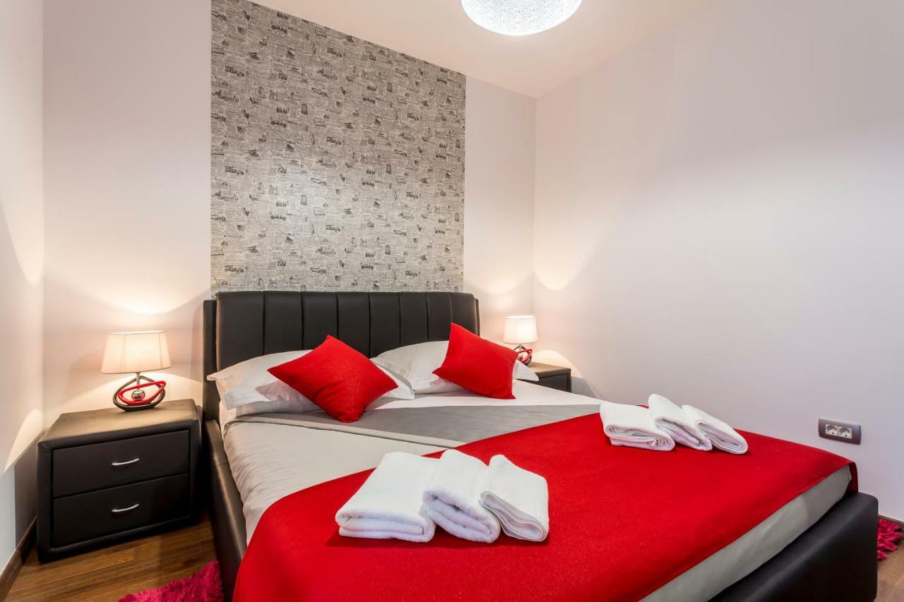 Sea Pearl Luxury Apartment Подстрана Екстериор снимка