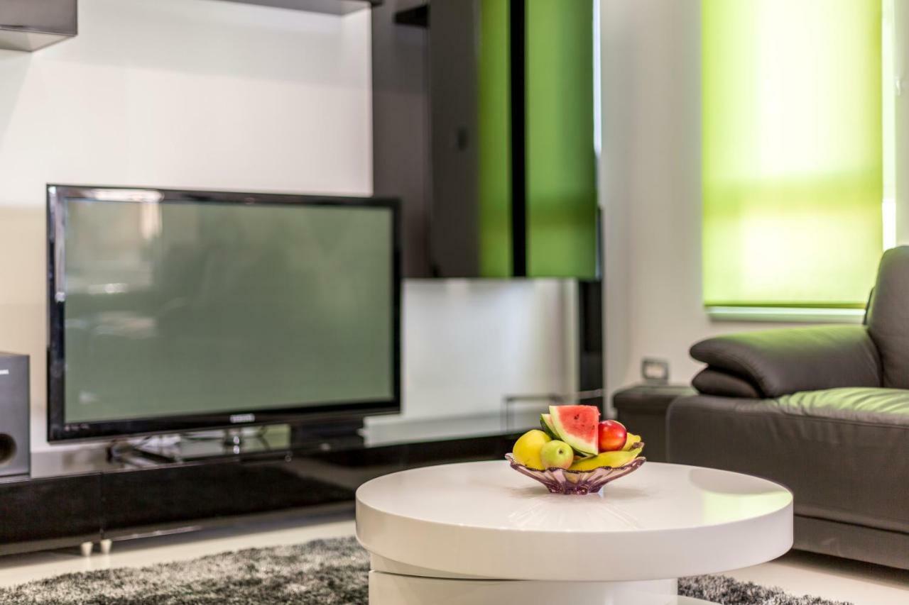 Sea Pearl Luxury Apartment Подстрана Екстериор снимка