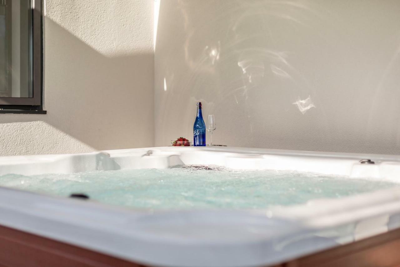 Sea Pearl Luxury Apartment Подстрана Екстериор снимка